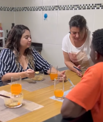 N0217012_Menino milionário armou uma armadilha na madrasta_part2.mp4