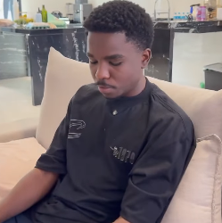 N1118003 Eu conheci ela pela primeira vez isso aconteceu part2