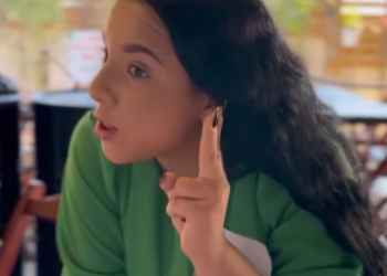 N1818015_Ela rejeitada em um Encontro de Namoro mas no_part2.mp4