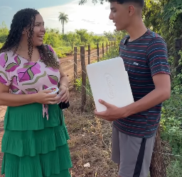 N0310003_Empresária faz teste de honestidade se surpreend_part2.mp4