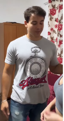 N0919013_Ele deu todo apoio que ela precisava nessa situaçã_part2.mp4