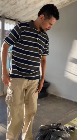 N1219019_Ela só ficava no celul_part2.mp4