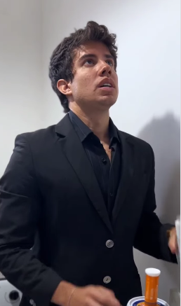 N0921006_Fazia isso com eles até receber uma lição_part2.