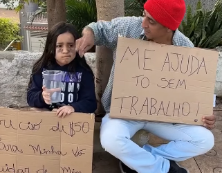 N1824008_Criança faz impossível por sua vovó desse jeito._part2.