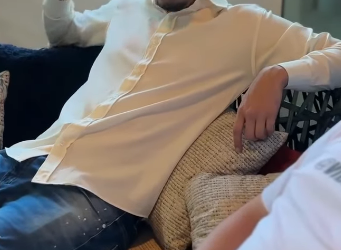 N1824005_Trocar de roupa repetidamente não faz de você uma_part2.