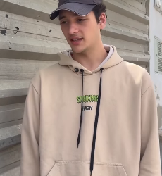 N1124003_Ela encontrou marido andando com outra._part2.