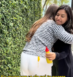 N1021018_Olha o que essa amiga fez com ela