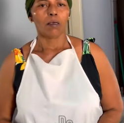 N1225003 Ela pediu demissão,mais não esperava por isso part2