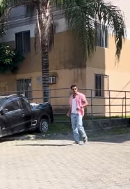 N1024005_Ela foi contratada par_part2.