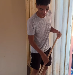 N1926009 que essa FILHA fez por sua MÃE foi lindo demais! part2