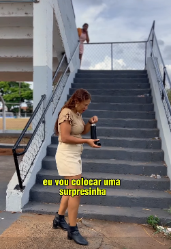 N0705015_funcionária soltou_part2.mp4