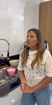 N1127006 Eles devia meses de aluguel não queriam pagar. part2