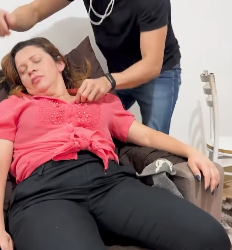 N1027001 Pegou Milhões em Jóias da própria Vó da Mãe part2