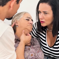 N1028001 Mãe ignorada pelo próprio filho teve um destin part2