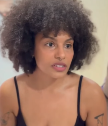 N1128023 Essa mãe estava sem part1