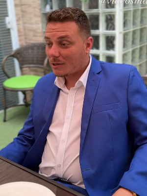 N2926004_Ele estragou maquiagem da esposa para impression_parte 2