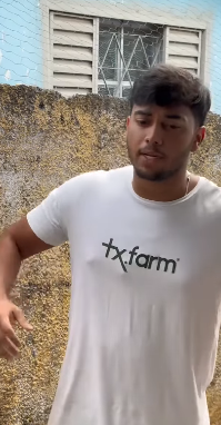 N1430002 Ele tinha vergonh4 da part2