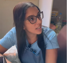 N1311016_Ela molhou os documentos da empregada motivo_part2.mp4