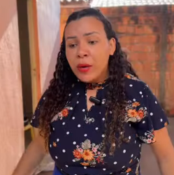 N1311006_Ela estava dormindo no trabalho sua patroa desco_part2.mp4