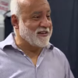 N0916001 Ele escreveu isso embaixo do pé para pedir ajuda, part2