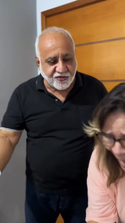 N0916007 Encontrou lavava roupa, encontrou foto de outr part2