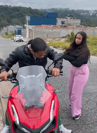 N2527021_Ela deu um carro para o marido e veja como ele pagou…_part2