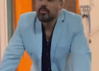 N2409022_Menina revela mentira da madrasta e mostra a verdade ao Pai_part2