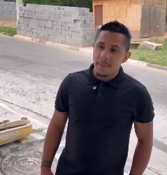 N2510007_Indo para casa da amiga quando ela precisava de algo e queria vê-la longe da irmã_part2