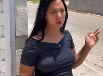 N2505025_Este homem não pode falar com mulheres porque sua esposa não permite_part2