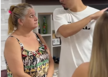 N2113025_Esposa dele queria sair com roupas curtas_part2