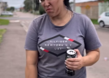 N2615024_Nunca julgues pela aparência, você não sabe o que pode acontecer_part2